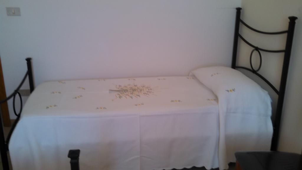 Joanne B&B Canicattini Bagni Ruang foto